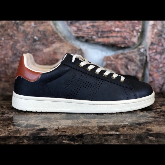 NEW Tommy Hilfiger Men's Lutwin Sneakers - Picture 11 of 15